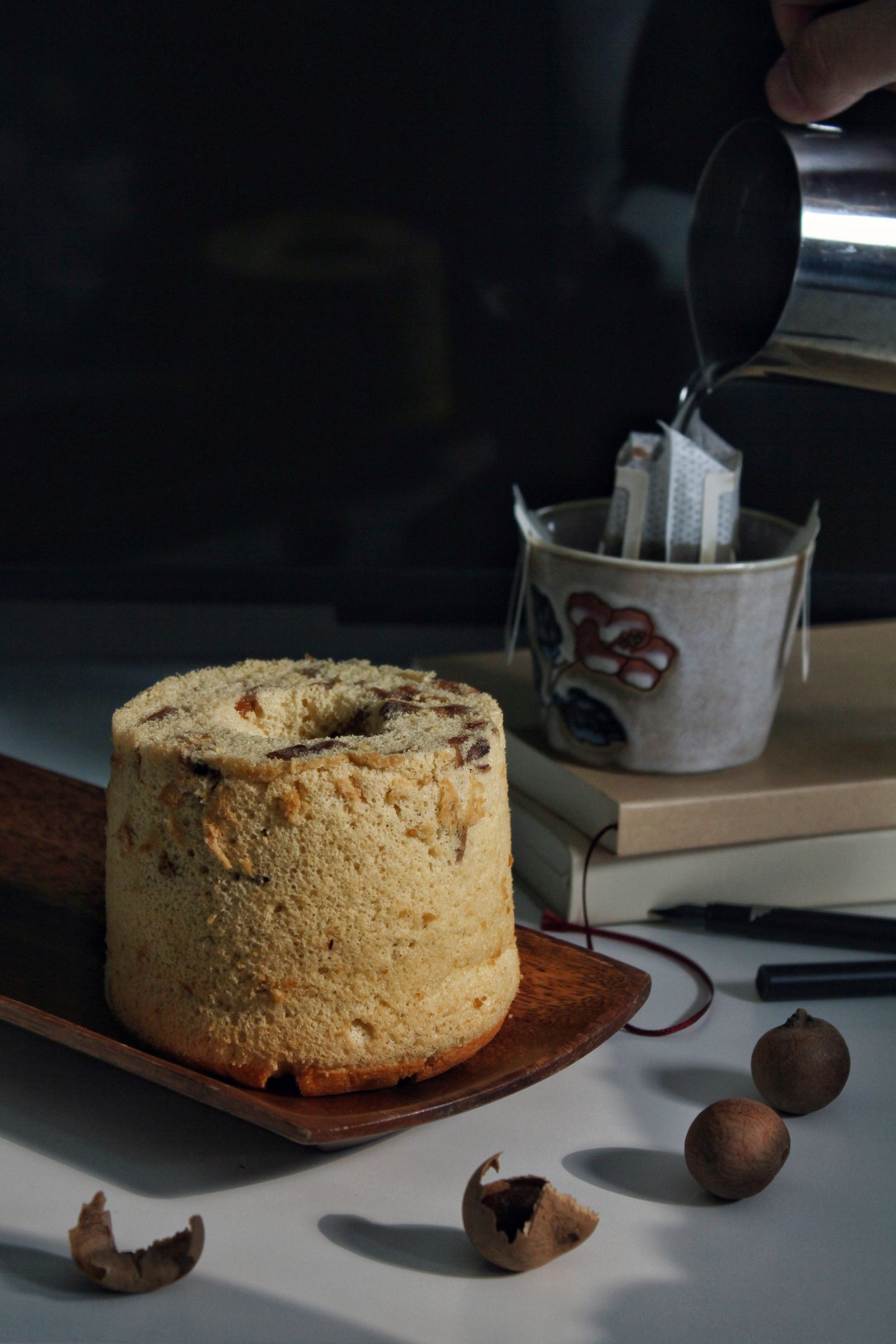 Longan Baileys chiffon cake by Kexin